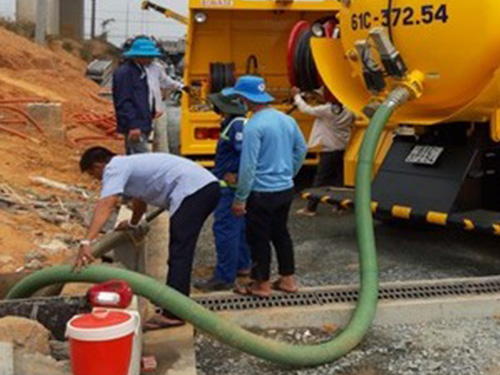 Drain unblocking service