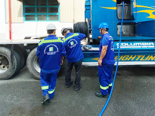 Drain, pipeline and manhole cleaning service